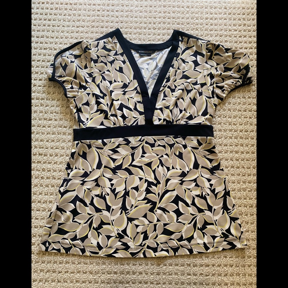 BCBG Too Size L